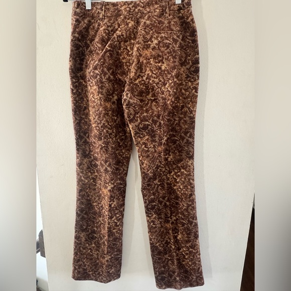 Retro Stunning PatternJones New York Country Brown Floral Velvet Pants | Size 4 - Picture 2 of 8